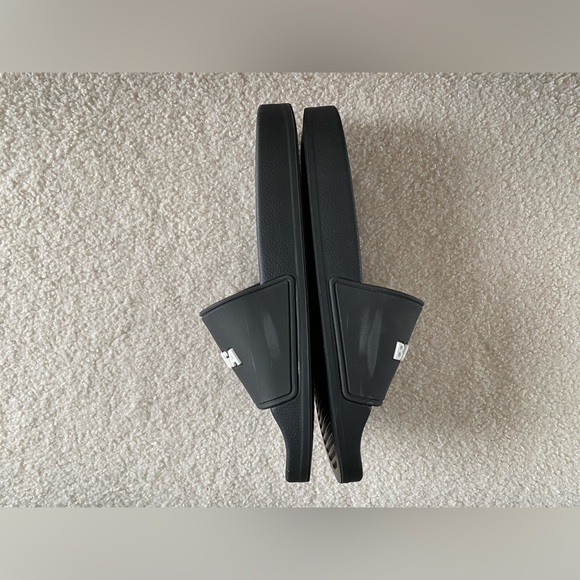 **SOLD*** AUTHENTIC Balenciaga Slides - Picture 2 of 5